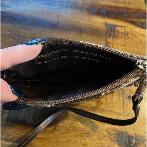 Coach Wristlet - Picture 3 of 4
